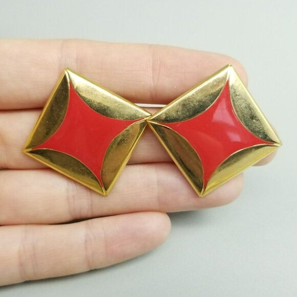 Vintage Red Enamel and Gold Tone Square Stud Earrings, Retro 80s Style - Picture 5 of 6